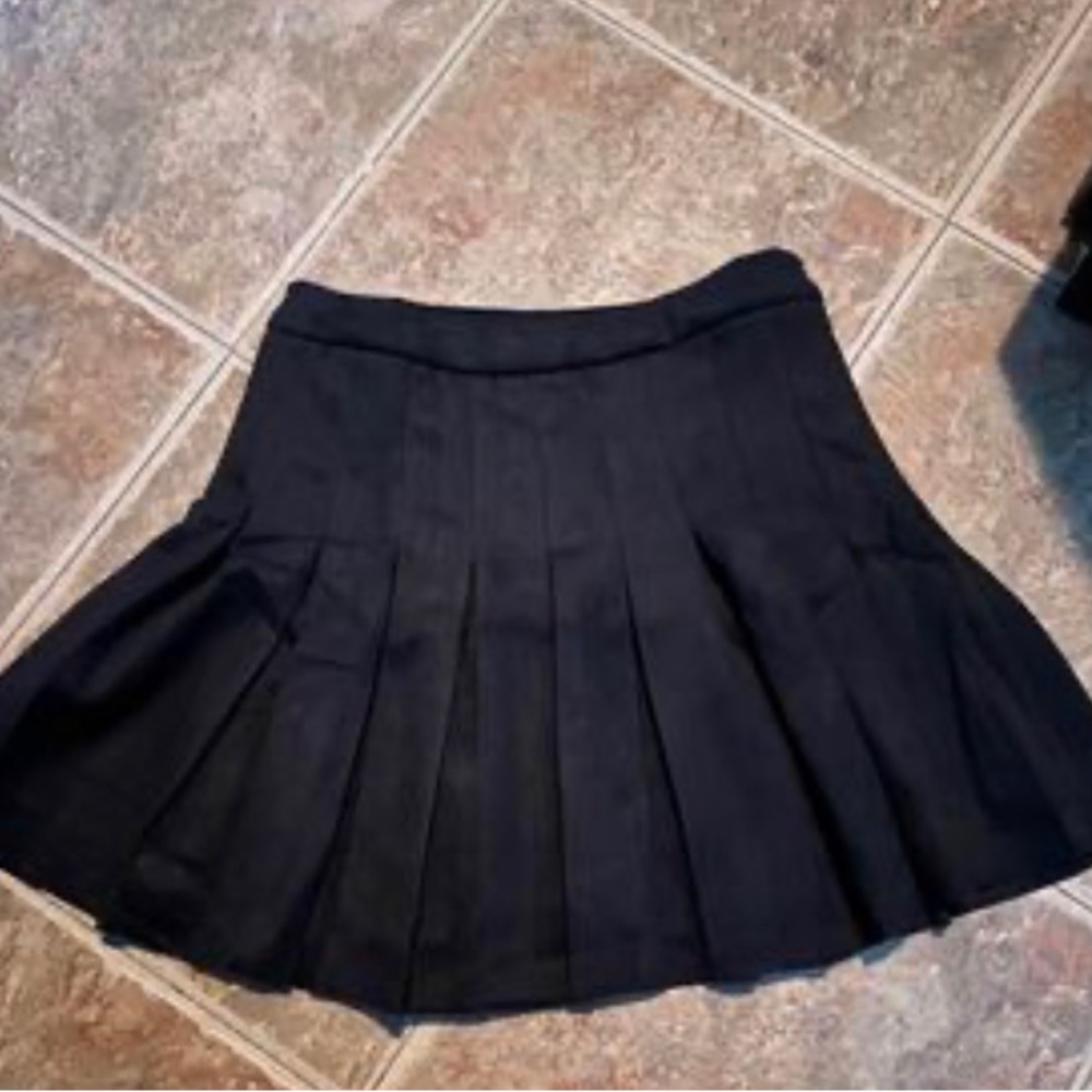 Junior pleated skirt